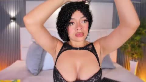 Snapshot of alyssa_houston chatting on July 25, 7:55 pm Alyssa Ig lw eve online show from July 25, 7:55 pm