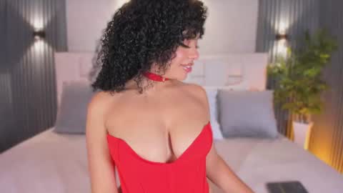 Snapshot of alyssa_houston chatting on July 31, 8:30 pm Alyssa Ig lw eve online show from July 31, 8:30 pm