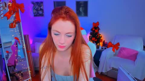 alyssa_smitt online show from December 22, 7:33 am
