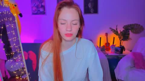 alyssa_smitt online show from November 21, 1:26 am