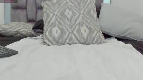 Snapshot of alyssia_oceann chatting on May 19, 12:55 pm alyssia online show from May 19, 12:55 pm
