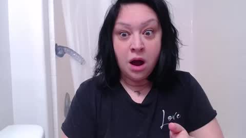 Alyssiaamorexo online show from February 2, 5:04 pm