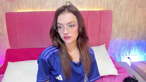 Alyy online show from January 13, 1:27 pm