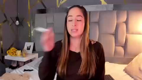 Snapshot of alyzeegorgeous chatting on October 14, 11:27 pm Alyze make feel hot as hell online show from October 14, 11:27 pm