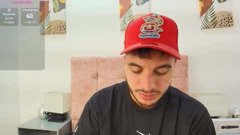 Snapshot of amadeo_wild chatting on September 29, 3:28 pm Amadeo Wild online show from September 29, 3:28 pm