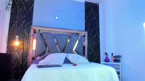 amaia_a online show from June 24, 7:24 pm