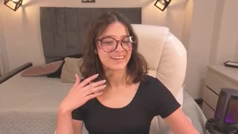 B I A N C A online show from March 14, 11:48 am