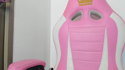 Amaia Mendoza online show from January 18, 7:37 pm