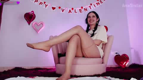 Snapshot of amaisinclair chatting on February 13, 12:21 pm Amai  Sinclair  online show from February 13, 12:21 pm