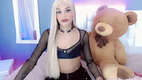 amal_baddel_ online show from January 22, 10:29 am