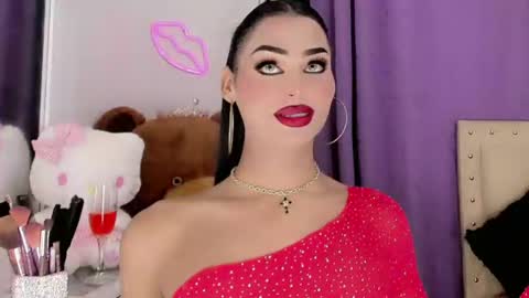 Snapshot of amal_baddel_ chatting on May 18, 2:07 am amal_baddel_ online show from May 18, 2:07 am