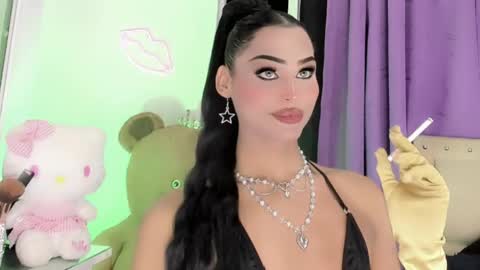 Snapshot of amal_baddel_ chatting on May 31, 10:22 am amal_baddel_ online show from May 31, 10:22 am