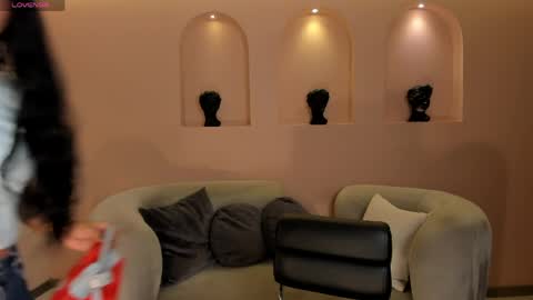 Amalia cruss online show from April 28, 8:14 pm