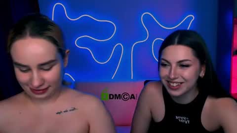 Snapshot of amalialowell chatting on June 15, 7:05 pm Amalia online show from June 15, 7:05 pm