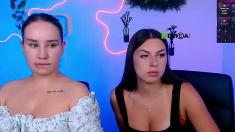 Snapshot of amalialowell chatting on August 5, 7:28 pm Amalia online show from August 5, 7:28 pm