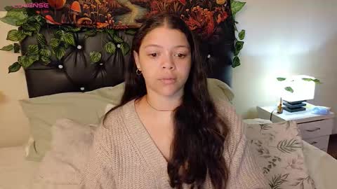 Snapshot of amand1_sweet chatting on January 11, 3:06 pm online show from January 11, 3:06 pm