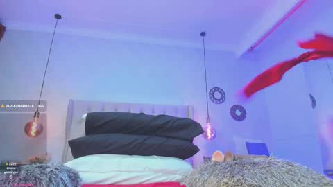 Snapshot of amanda29_ chatting on November 15, 7:21 pm amanda29_ online show from November 15, 7:21 pm