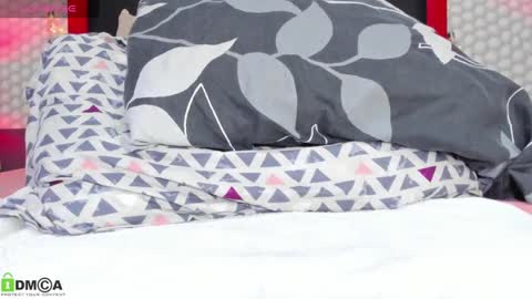 diana        Private is Open online show from December 6, 10:41 pm