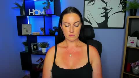 Amanda online show from May 14, 1:29 pm
