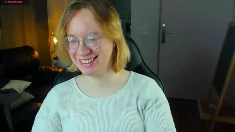 Hi im Amanda online show from November 30, 2:54 pm