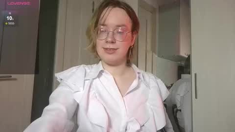 Hi im Amanda online show from March 6, 3:30 pm