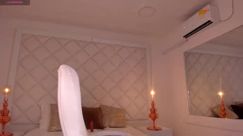 Snapshot of amanda_colin chatting on September 27, 8:58 pm Amanda online show from September 27, 8:58 pm