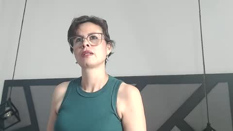 amanda_ramirez online show from June 18, 10:03 pm