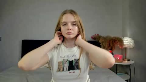 Snapshot of amanda_stele chatting on October 26, 3:01 am Amanda online show from October 26, 3:01 am