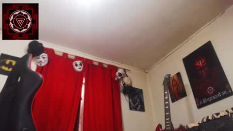 Amanda Valeska online show from January 12, 1:27 pm