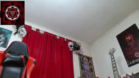 Snapshot of amanda_valeska chatting on May 23, 6:34 pm Amanda Valeska online show from May 23, 6:34 pm
