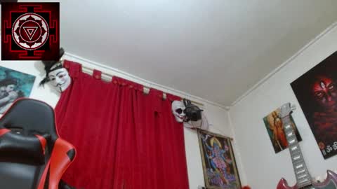 Snapshot of amanda_valeska chatting on May 25, 6:14 pm Amanda Valeska online show from May 25, 6:14 pm