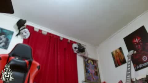 Snapshot of amanda_valeska chatting on June 13, 5:22 pm Amanda Valeska online show from June 13, 5:22 pm