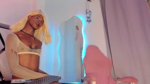 amandaa_fox_ online show from June 25, 6:12 pm