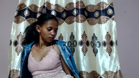 Snapshot of amandaerotic chatting on February 18, 5:42 pm amandaerotic online show from February 18, 5:42 pm