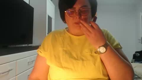 Snapshot of amandamuller1982 chatting on April 13, 5:40 pm Anda online show from April 13, 5:40 pm