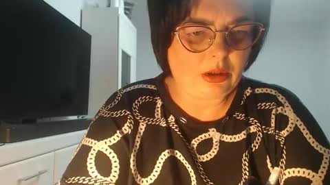 Snapshot of amandamuller1982 chatting on May 11, 9:12 pm Anda online show from May 11, 9:12 pm