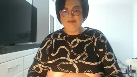 Snapshot of amandamuller1982 chatting on May 12, 9:17 am Anda online show from May 12, 9:17 am
