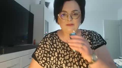 Snapshot of amandamuller1982 chatting on May 22, 6:53 am Anda online show from May 22, 6:53 am