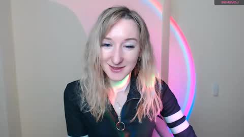 Snapshot of amandasentin chatting on May 16, 8:00 am Amanda online show from May 16, 8:00 am