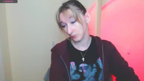 Snapshot of amandasentin chatting on June 1, 6:26 am Amanda online show from June 1, 6:26 am