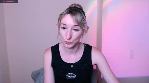 Snapshot of amandasentin chatting on July 2, 6:52 am Amanda online show from July 2, 6:52 am