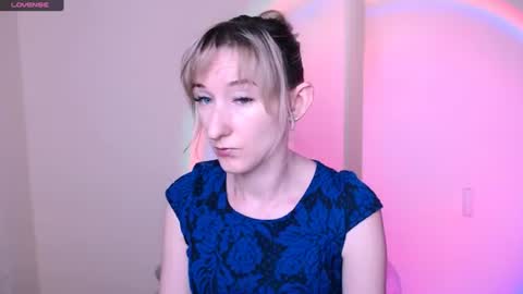 Snapshot of amandasentin chatting on July 3, 7:15 am Amanda online show from July 3, 7:15 am