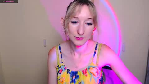 Snapshot of amandasentin chatting on July 30, 7:29 am Amanda online show from July 30, 7:29 am