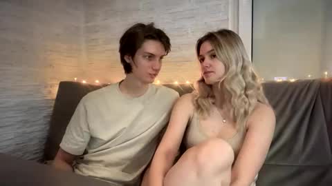 Snapshot of amandatalk chatting on November 20, 6:35 am amandatalk online show from November 20, 6:35 am