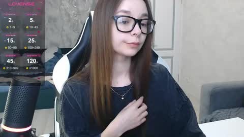 Mila online show from February 27, 11:41 am