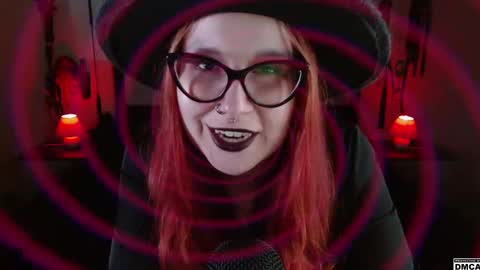 Goddess Amanita online show from December 18, 2:38 pm