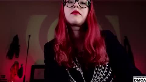 Goddess Amanita online show from February 11, 1:09 pm