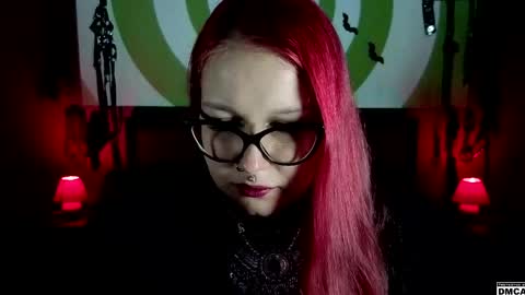 Goddess Amanita online show from April 15, 10:33 am