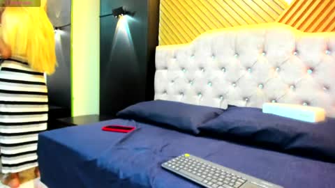 Amapola online show from June 6, 3:22 am