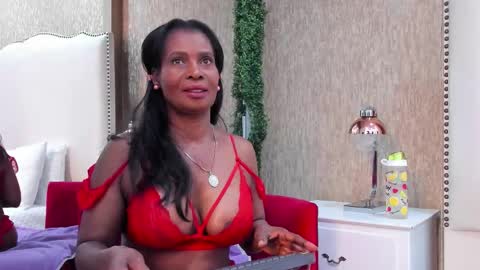 luna online show from October 28, 11:25 am